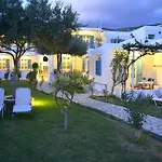 Agrilia Apartments & Studios