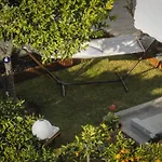 Relaxing House With Garden