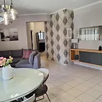 Ioanna'S Luxury Two Bedroom Apartment