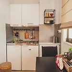 Tsakalof 10 Veranda Irakleitou