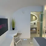 Dagaz Suites