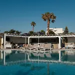 Villa Faros Small Hotel & Restaurant