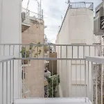 Pame Rentals - A Chic Home In The Heart Of Athens