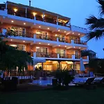 Grand Nefeli Resort