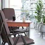 Elegant Spacious 2Bd Apt With Balcony In Petralona