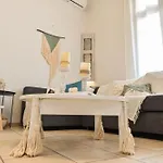 Art Apartment