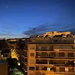 Lovely Apt W/Heated Jacuzzi &Full Acropolis View