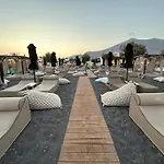 Santorini Miracles Suites, Adults Only