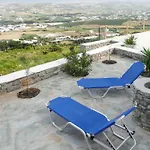 Charming Villa With Sea View In Paros And Shared Pool