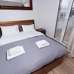 Rooftop Acropolis Apartment Athens