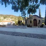 La Mer Villa - Entire Cottage