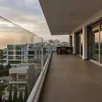 Naisikas Sea View Apartment