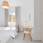 Vourkari, Modern Apartment Overlooking The Marina Of Vourkari