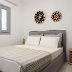 Sea La Vie Apartment