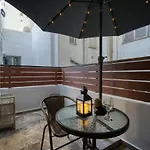 Cosy And Charming Studio Downtown 4Th Floor