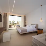 Muse Of Mykonos Luxury Suites