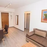 Beachside Bliss Central 1-Bedroom In Glyfada