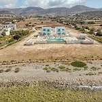 Searenity Villas - Seafront
