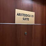 Aristeidou 10 Suite Kodrigktonos
