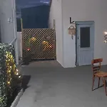 Kostas Studios Apartments - Ενοικιαζόμενα Δωμάτια Με Κουζινάκι