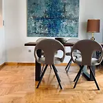 Olympian Zeus Apartments