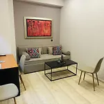 Port Brown Suite 1
