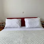 Mpolidaki 'S Home