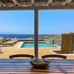 Emerald Bay 4Br With Pool By Lia Beach