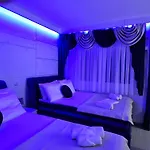 Tania Apartments