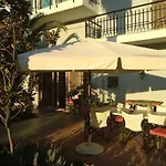 Villa Orestes