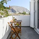 Santorini Life Vibrant Studio Only 50M From The Beach