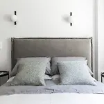 Syntagma Two Bedroom Nest