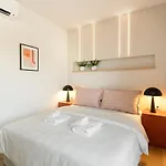 Magnificent Penthouse Gem In Privileged Location