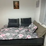 Beautiful And Remodeled Apartment 1A