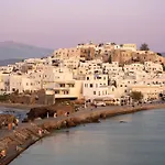 A V G E R I N O S Naxos