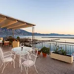 Beachfront Sunny Penthouse - Kalamata Seabliss
