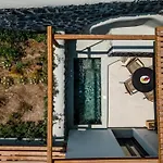 East View Suites