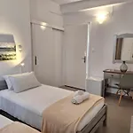 Anchor Yalos - Twin Bed Room 2