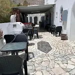 M.G. Hotel Studio & Apts