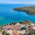 Dolphin Villa 1