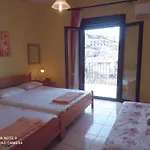 Kandilari Apartments