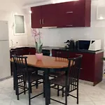 Flor De Mayo,Apt In Alimos Near The Sea