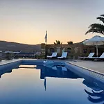Cycladic House Krios With A Pool And 2Min From The Beach