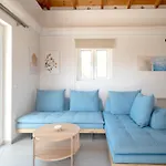 Alma Hills Gialova