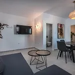 Nefeli'S Apartment
