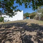 Ruby'S Summer House With Spacious Garden And Free Parking