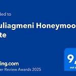 Vouliagmeni Honeymoon Suite