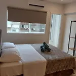 Anibo Studios & Apartments Center 3861