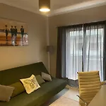 Luxury-Elegant Apartment In The Heart Of Patras​