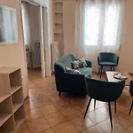 Cozerea Apartment